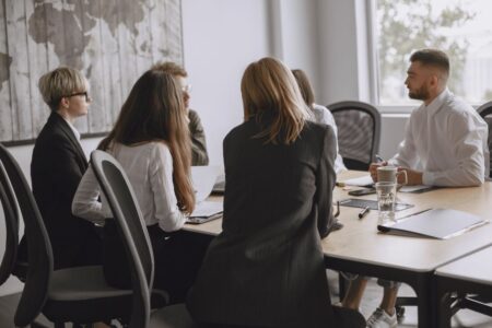 Travail : l'accompagnement professionnel, angle mort du management français