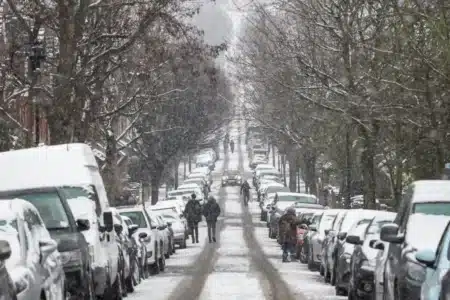 Ce week-end, le vortex polaire décroche et plonge vers l'Europe : les météorologues surveillent un scénario de froid qu'on n'avait plus vu depuis 2012