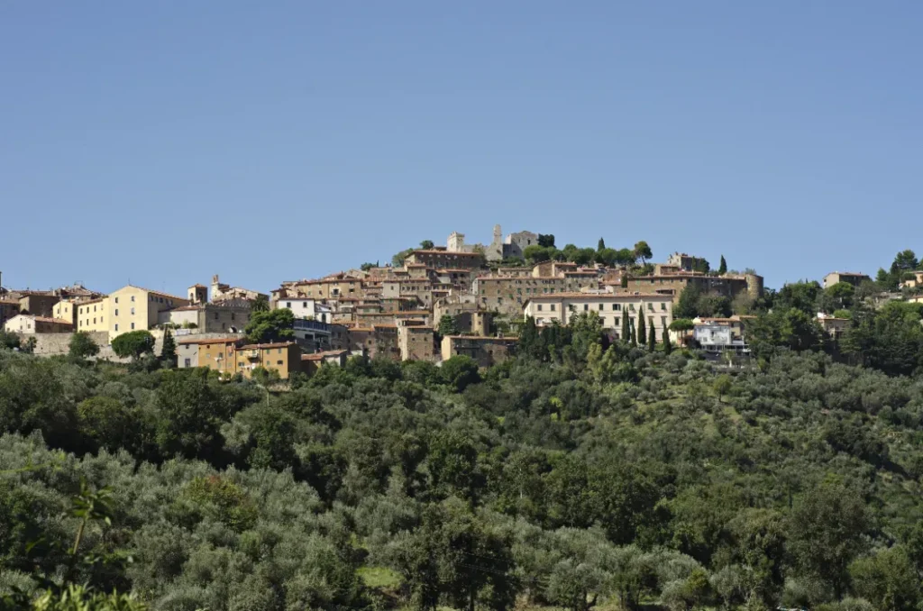 Ils ramassent 50 kg de déchets au Castellet et tombent sur un objet que personne n'explique : « on a d'abord cru à une blague »